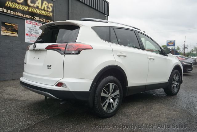 2017 Toyota RAV4 XLE AWD - 23023656 - 6