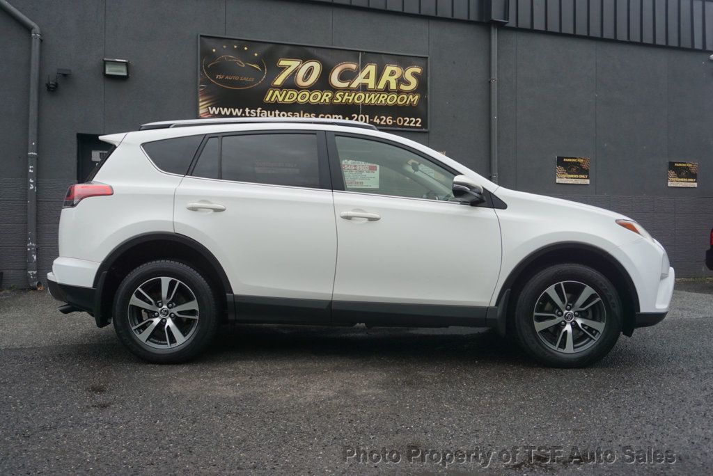 2017 Toyota RAV4 XLE AWD - 23023656 - 7