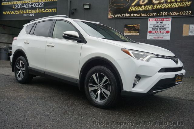 2017 Toyota RAV4 XLE AWD - 23023656 - 8