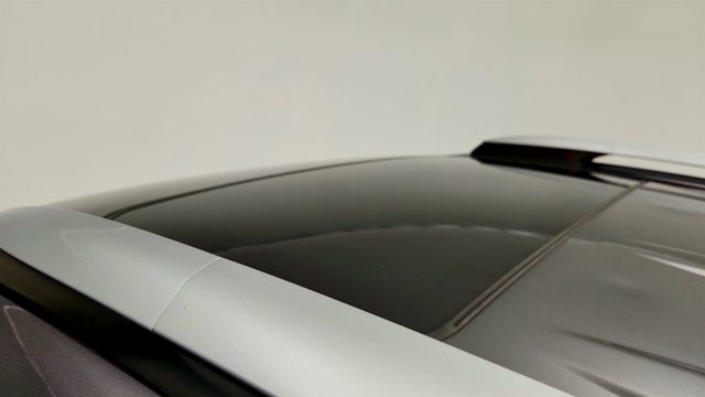 2017 Toyota RAV4 XLE AWD w/ ''Plus'' Extra Value Package - 23066961 - 9