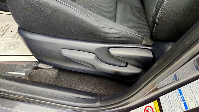 2017 Toyota RAV4 XLE AWD w/ ''Plus'' Extra Value Package - 23066961 - 10