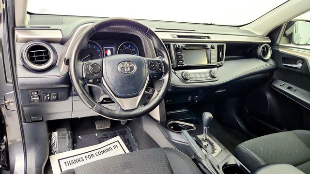 2017 Toyota RAV4 XLE AWD w/ ''Plus'' Extra Value Package - 23066961 - 11