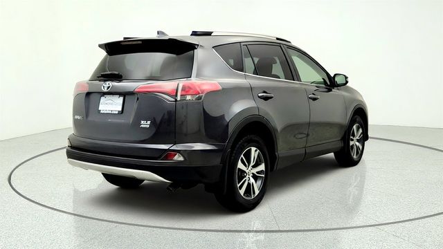 2017 Toyota RAV4 XLE AWD w/ ''Plus'' Extra Value Package - 23066961 - 4