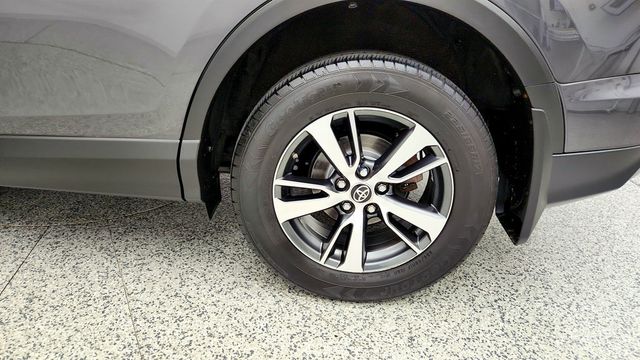 2017 Toyota RAV4 XLE AWD w/ ''Plus'' Extra Value Package - 23066961 - 8