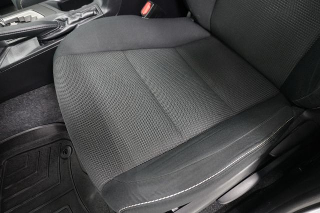 2017 Toyota RAV4 XLE FWD - 22998219 - 10