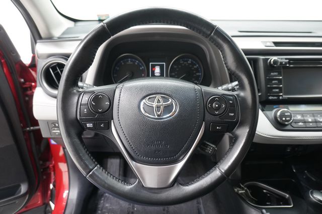 2017 Toyota RAV4 XLE FWD - 23010919 - 14