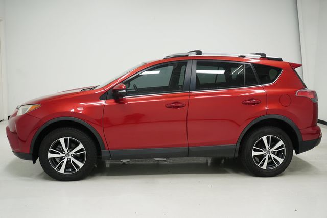 2017 Toyota RAV4 XLE FWD - 23010919 - 6