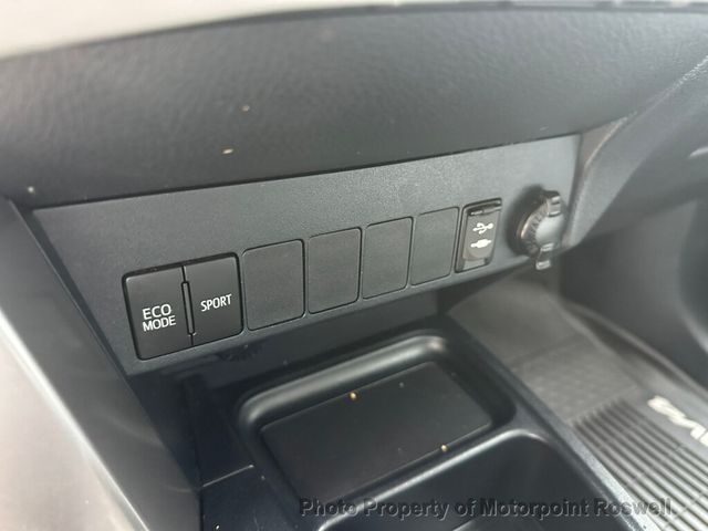 2017 Toyota RAV4 XLE FWD - 23033183 - 15