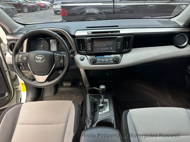 2017 Toyota RAV4 XLE FWD - 23033183 - 21