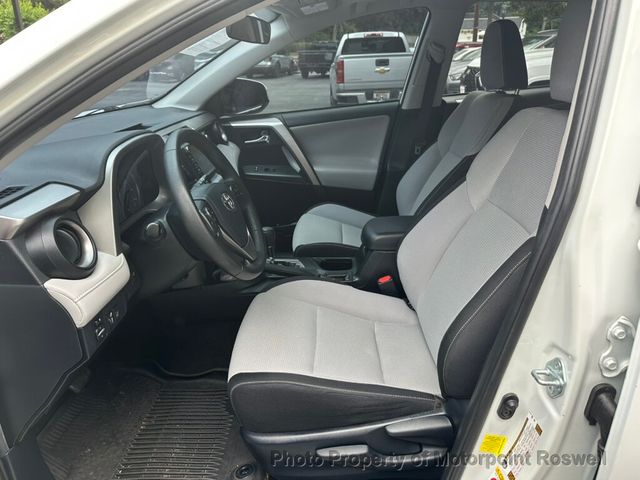 2017 Toyota RAV4 XLE FWD - 23033183 - 5