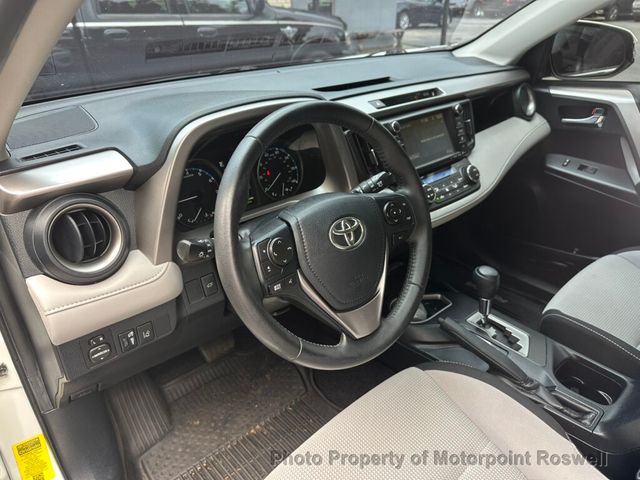 2017 Toyota RAV4 XLE FWD - 23033183 - 7
