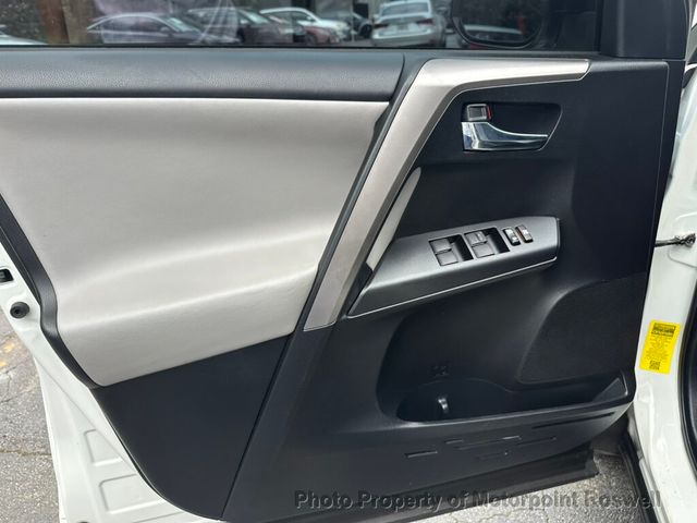 2017 Toyota RAV4 XLE FWD - 23033183 - 8