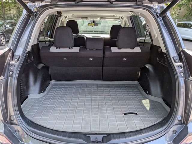2017 Toyota RAV4 XLE FWD - 23052583 - 12