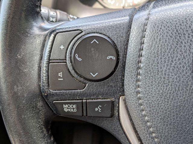 2017 Toyota RAV4 XLE FWD - 23052583 - 24