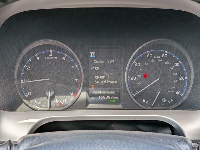 2017 Toyota RAV4 XLE FWD - 23052583 - 26