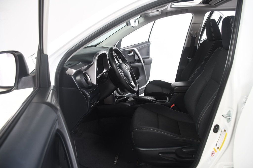 Toyota RAV4 photo 27