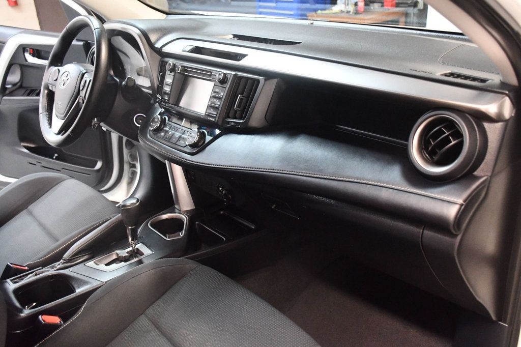 Toyota RAV4 photo 28
