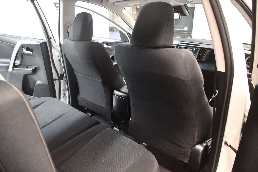 Toyota RAV4 photo 36