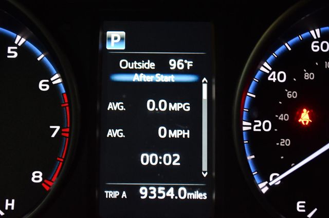 2017 Toyota RAV4 XLE FWD - 23069946 - 46