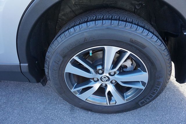2017 Toyota RAV4 XLE, PREMIUM WHEELS, CLOTH SEATS, MOON ROOF, BACKUP CAMERA - 23032893 - 13