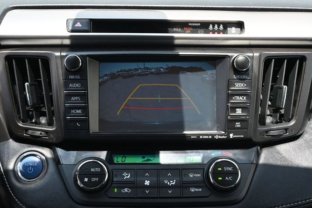 2017 Toyota RAV4 Hybrid Limited AWD - 22881012 - 11