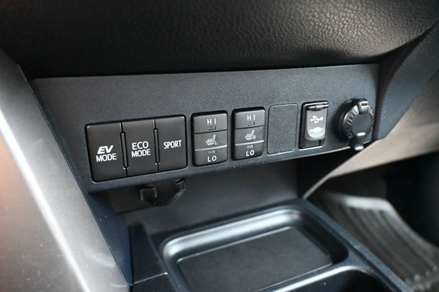 2017 Toyota RAV4 Hybrid Limited AWD - 22881012 - 12