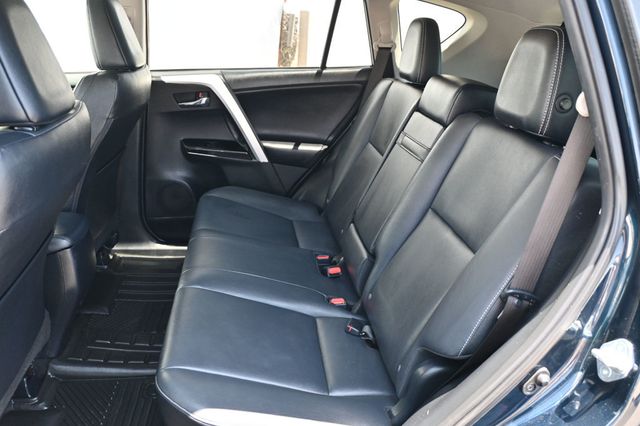 2017 Toyota RAV4 Hybrid Limited AWD - 22881012 - 15