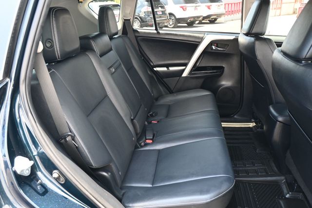 2017 Toyota RAV4 Hybrid Limited AWD - 22881012 - 17