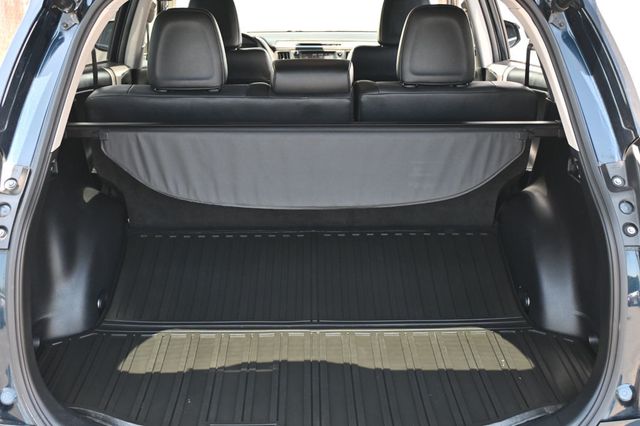 2017 Toyota RAV4 Hybrid Limited AWD - 22881012 - 18