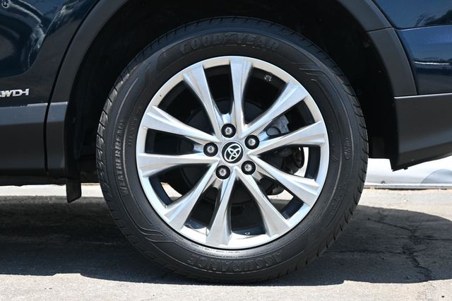 2017 Toyota RAV4 Hybrid Limited AWD - 22881012 - 6