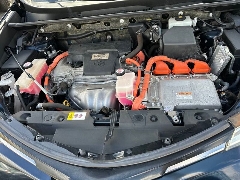 2017 Toyota RAV4 Hybrid Limited AWD - 22922926 - 20
