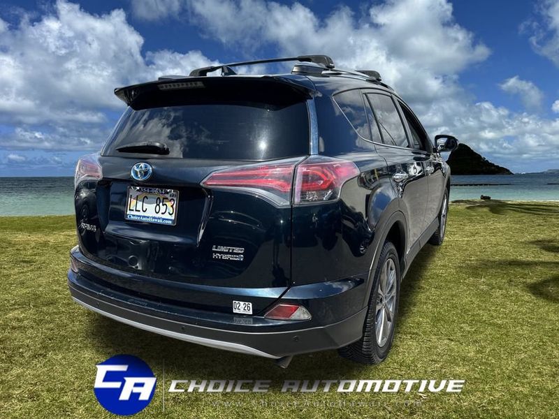 2017 Toyota RAV4 Hybrid Limited photo 6
