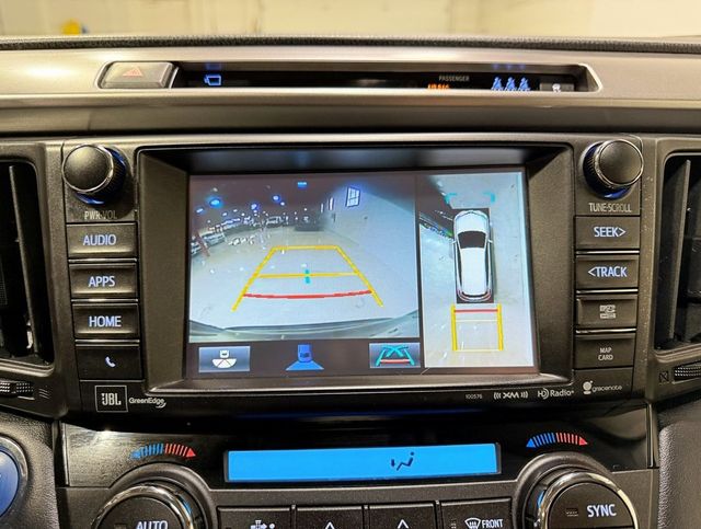 2017 Toyota RAV4 Hybrid Limited AWD - 22957442 - 20