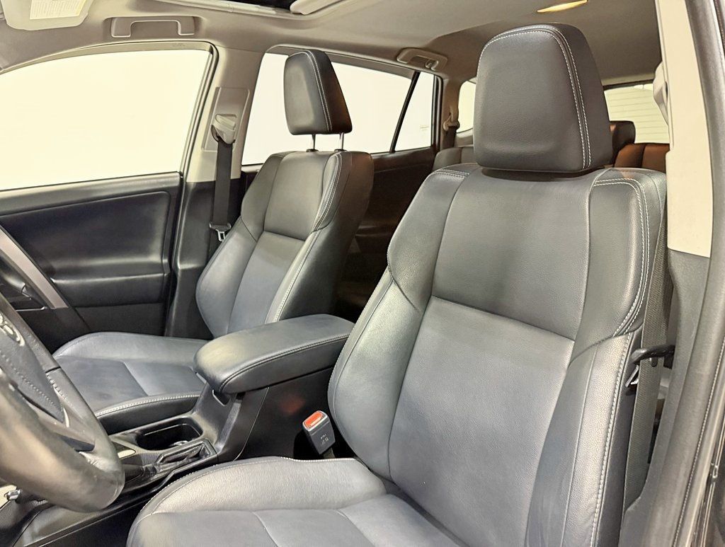2017 Toyota RAV4 Hybrid Limited AWD - 22957442 - 29