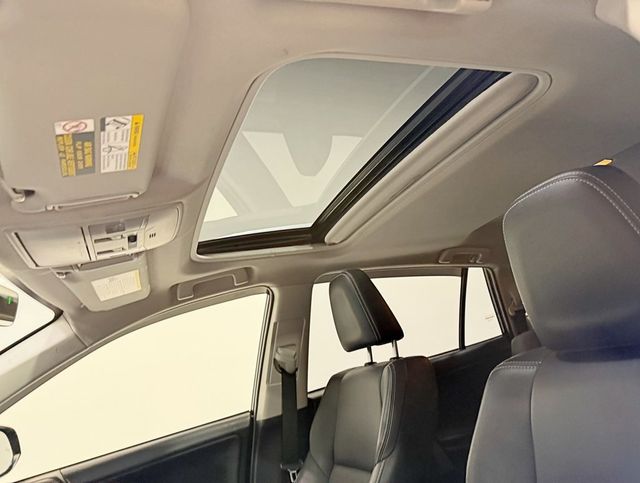 2017 Toyota RAV4 Hybrid Limited AWD - 22957442 - 30