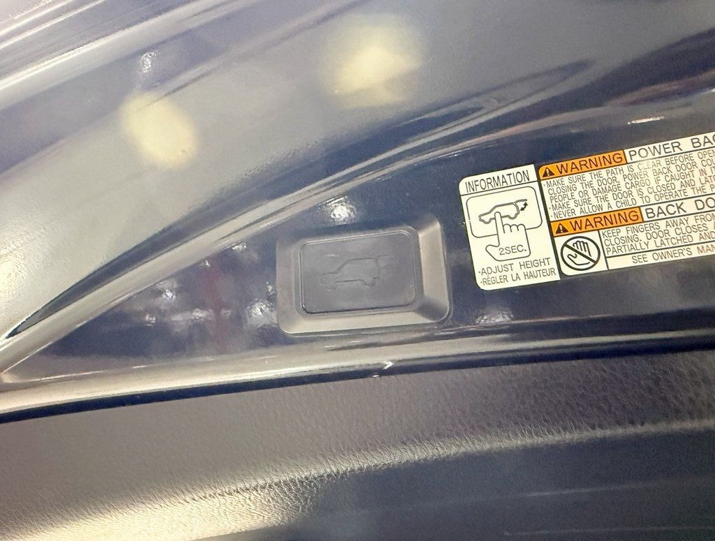 2017 Toyota RAV4 Hybrid Limited AWD - 22957442 - 38