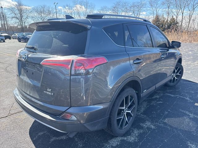 2017 Toyota RAV4 Hybrid SE AWD - 22999751 - 4