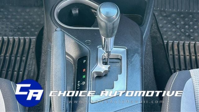 2017 Toyota RAV4 Hybrid XLE AWD - 22407998 - 21