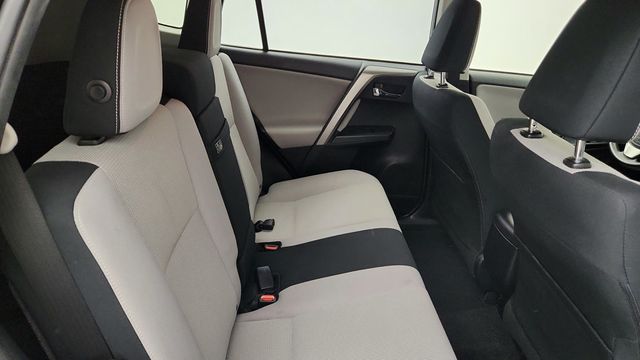 2017 Toyota RAV4 Hybrid XLE AWD with Convenience Package - 22951223 - 23