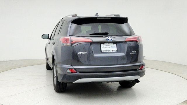 2017 Toyota RAV4 Hybrid XLE AWD with Convenience Package - 22951223 - 5