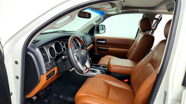 2017 Toyota Sequoia Platinum 4WD - 23020915 - 20