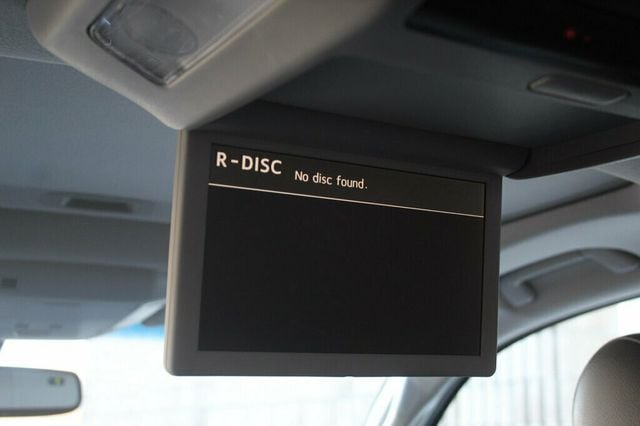 2017 Toyota Sequoia PLATINUM W/ NAVIGATION,DVD, MOONROOF, LEATHER - 22986068 - 9