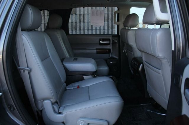 2017 Toyota Sequoia PLATINUM W/ NAVIGATION,DVD, MOONROOF, LEATHER - 22986068 - 12