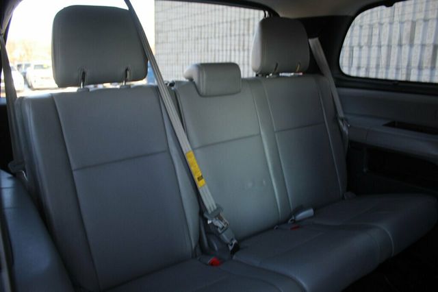 2017 Toyota Sequoia PLATINUM W/ NAVIGATION,DVD, MOONROOF, LEATHER - 22986068 - 14