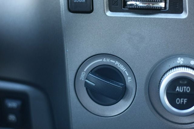 2017 Toyota Sequoia PLATINUM W/ NAVIGATION,DVD, MOONROOF, LEATHER - 22986068 - 35