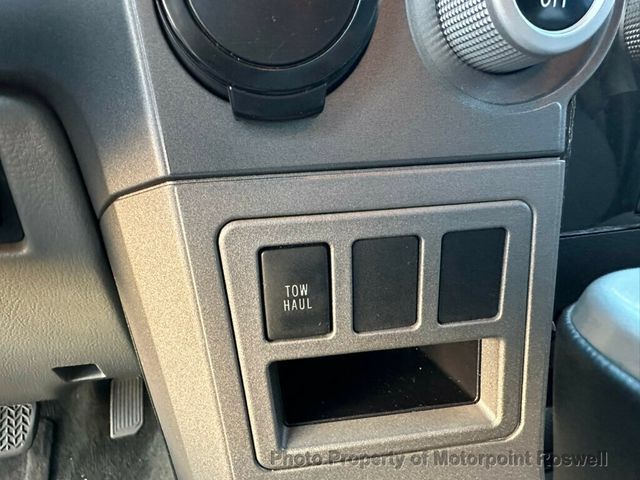 2017 Toyota Sequoia SR5 RWD - 22971286 - 13