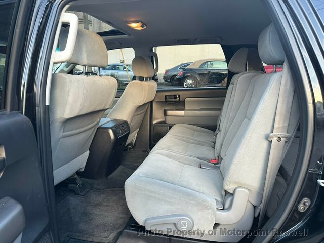 2017 Toyota Sequoia SR5 RWD - 22971286 - 16
