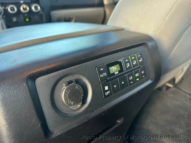 2017 Toyota Sequoia SR5 RWD - 22971286 - 17