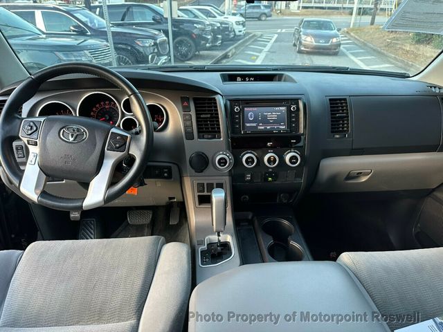 2017 Toyota Sequoia SR5 RWD - 22971286 - 20