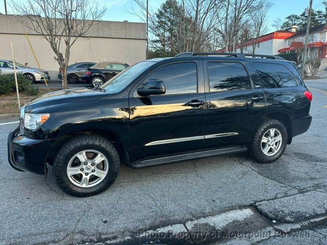 2017 Toyota Sequoia SR5 RWD - 22971286 - 22